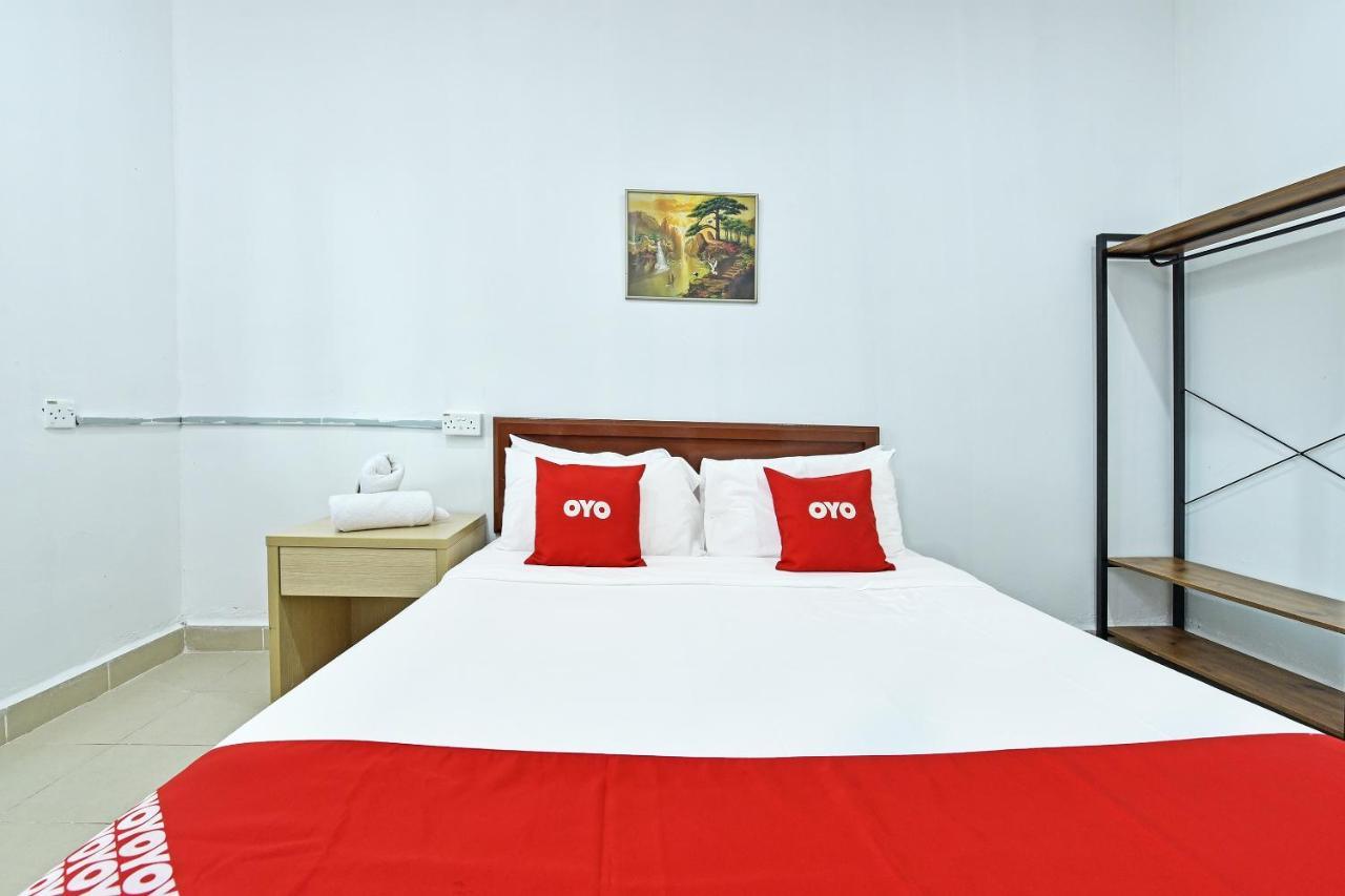 Collection O 90622 Sehijau Cenang Hotel ปันไตเจอนัง ภายนอก รูปภาพ