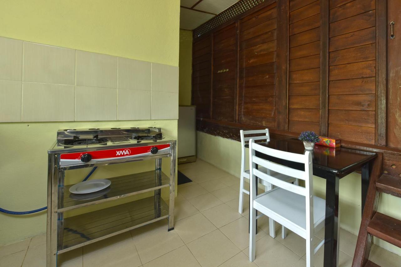 Collection O 90622 Sehijau Cenang Hotel ปันไตเจอนัง ภายนอก รูปภาพ